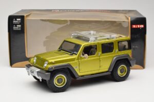 Jeep Rescue Concept Green Maisto 1:18 36699-M1 Diecast - image 8 of 8