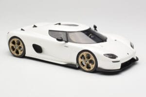 Koenigsegg CC850 Crystal White GT Spirit 1:18 GT903 Resin - image 4 of 6