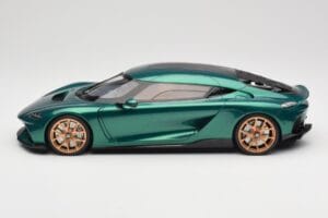 Koenigsegg Gemera Racing Green GT Spirit 1:18 GT888 Resin - image 3 of 5