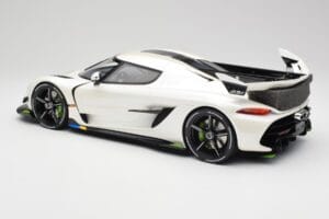 Koenigsegg Jesko Attack Crystal White Pearl GT Spirit 1:12 GT501 Resin - image 5 of 6
