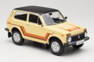 Lada Niva 2121 California Beige MCG 1:18 MCG18004 Diecast - image 4 of 6