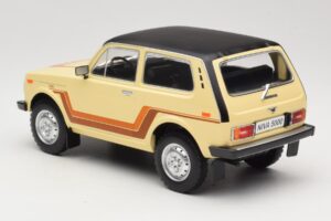 Lada Niva 2121 California Beige MCG 1:18 MCG18004 Diecast - image 5 of 6