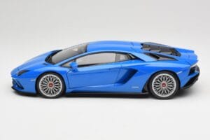 Lamborghini Aventador S LP740-4 Blue Nila AUTOart 1:18 79134 Diecast - image 4 of 8