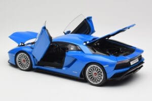 Lamborghini Aventador S LP740-4 Blue Nila AUTOart 1:18 79134 Diecast - image 5 of 8