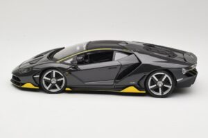 Lamborghini Centenario Grey Maisto 1:18 31386-M1 Diecast - image 4 of 8