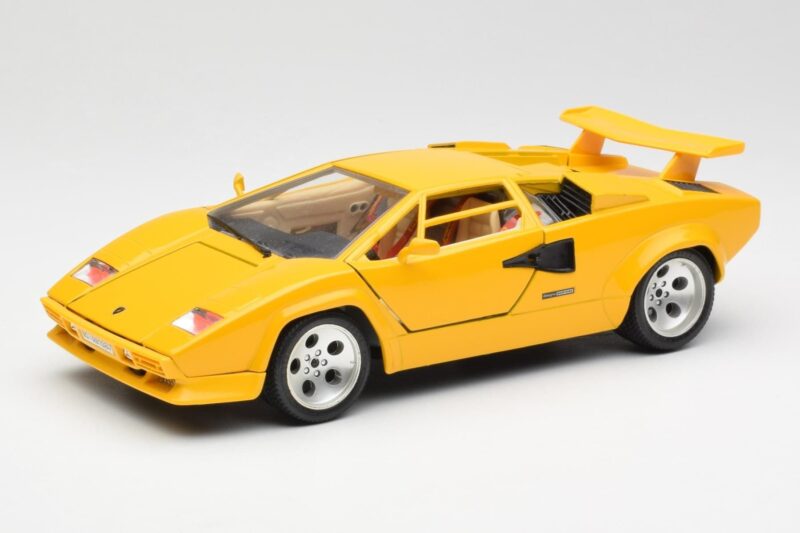 Lamborghini Countach Yellow Bburago 1:18 Lamborghini Countach Yellow Bburago 1:18 3037 Diecast