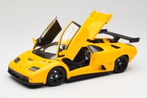 Lamborghini Diablo GTR Yellow Hot Wheels 1:18 53885 Diecast - image 2 of 8