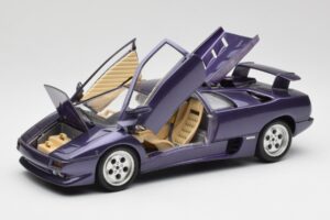 Lamborghini Diablo Purple Maisto 1:18 3028 Diecast - image 2 of 8