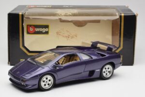 Lamborghini Diablo Purple Maisto 1:18 3028 Diecast - image 8 of 8