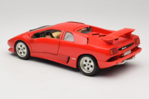 Lamborghini Diablo Red Bburago 1:18 3041-M1 Diecast - image 7 of 8