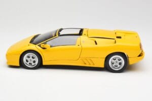 Lamborghini Diablo Roadster Yellow AUTOart 1:18 70092 Diecast - image 4 of 8