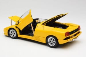 Lamborghini Diablo Roadster Yellow AUTOart 1:18 70092 Diecast - image 5 of 8