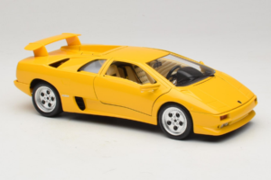 Lamborghini Diablo Yellow Bburago 1:18 3041-M2 Diecast - image 6 of 8