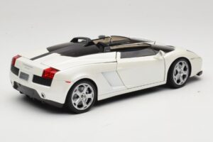 Lamborghini Gallardo Concept White Mondo Motors 1:18 146432 Diecast - image 3 of 8