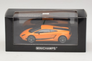 Lamborghini Gallardo LP570-4 Superleggera Orange Metallic Minichamps 1:43 400103841 Diecast - image 5 of 5