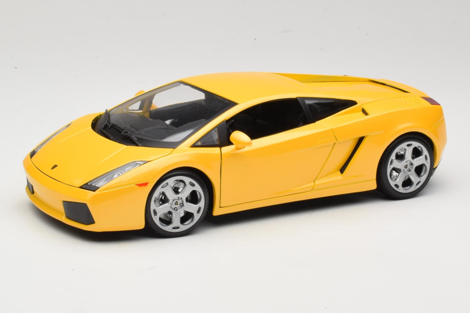 ミニカー Maisto Lamborghini Gallardo 1/18 Maisto Lamborghini Gallardo 1:18 Yellow Diecast Model