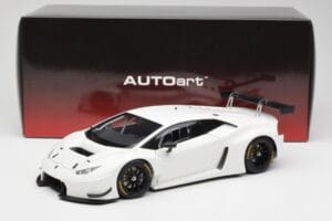 Lamborghini Huracan GT3 White AUTOart 1:18 81527 Diecast - image 8 of 8