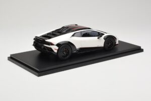 Lamborghini Huracan Sterrato No. 63 White TopSpeed 1:18 TS0610 Resin - image 2 of 6