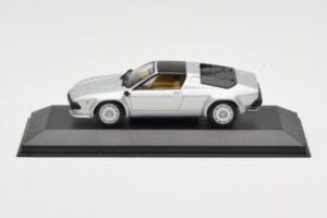 Lamborghini Jalpa Silver Minichamps 1:43 400103601 Diecast