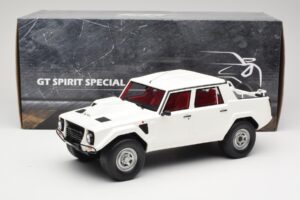 Lamborghini LM002 White Kyosho 1:18 GTS18508W Resin - image 6 of 6