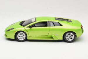 Lamborghini Murcielago Green Bburago 1:18 3316-M1 Diecast - image 4 of 8