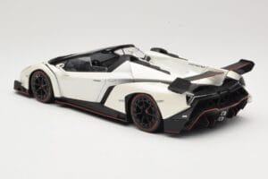 Lamborghini Veneno Roadster White With Red Line Kyosho 1:18 C09502W Diecast - image 5 of 6