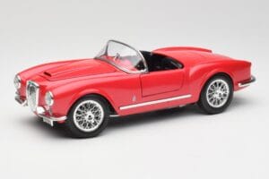 Lancia Aurelia B24 Spider Red Bburago 1:18 3010 Diecast