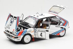 Lancia Delta HF 4WD #4 M. Alen / I. Kivimaki Martini Rally 1000 Lakes 1987 Kyosho 1:18 08960B Diecast - image 2 of 8