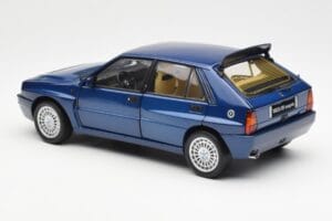 Lancia Delta HF Integrale Evo II Blue Kyosho 1:18 08341BL Diecast - image 7 of 8
