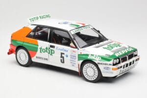 Lancia Delta HF Integrale Evo II Totip #5 A. Aghini / S. Farnocchia Rally Monte Carlo 1993 Kyosho 1:18 08348F Diecast - image 6 of 8