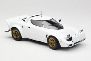 Lancia Stratos HF Stradale White Minichamps 1:18 155741700 Diecast - image 4 of 6