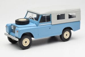 Land Rover Series II 109 Pick Up Closed Blue MCG 1:18 MCG18094 Diecast