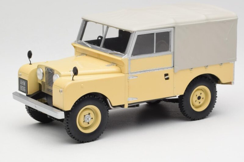 Land Rover 88 Series 1 Hard Top Light Beige MCG 1:18 MCG18368 Diecast