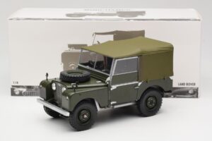 Land Rover 88 Series I Matt Green Minichamps 1:18 150168909 Diecast - image 8 of 8