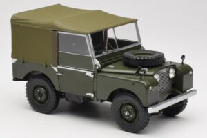 Land Rover 88 Series I Matt Green Minichamps 1:18 150168909 Diecast - image 6 of 8