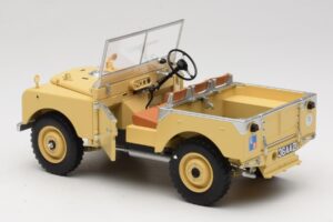 Land Rover 88 Series I RAF Beige Minichamps 1:18 150168911 Diecast - image 5 of 8