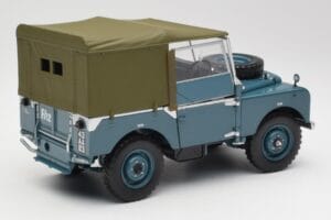 Land Rover 88 Series I Light Blue Minichamps 1:18 150168907 Diecast - image 3 of 8