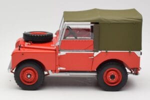 Land Rover 88 Series I Red Minichamps 1:18 150168910 Diecast - image 4 of 8