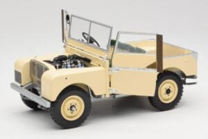 Land Rover Series I 88 Sand Beige Matt Minichamps 1:18 150168905 Diecast - image 2 of 8