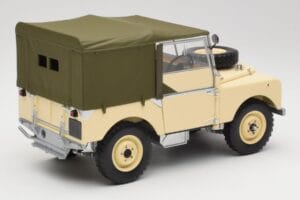 Land Rover Series I 88 Sand Beige Matt Minichamps 1:18 150168905 Diecast - image 3 of 8