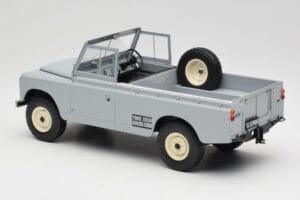 Land Rover Series II 109 Pickup Grey MCG 1:18 MCG18092 Diecast - image 5 of 6