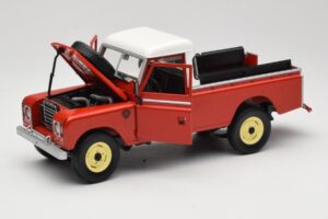 Land Rover Series I 109 Pickup Red Eagle Collectibles 1:18 440500 Diecast - image 2 of 8
