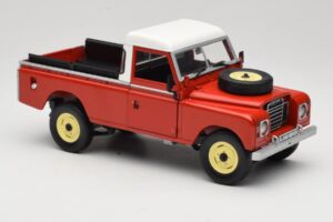 Land Rover Series I 109 Pickup Red Eagle Collectibles 1:18 440500 Diecast - image 6 of 8