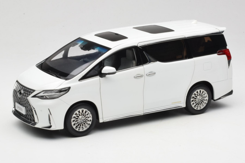 Lexus LM300h White Pearl Kyosho 1:18 08963WP Diecast