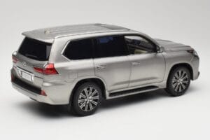 Lexus LX570 Sonic Titanium Kyosho 1:18 08955T Diecast - image 3 of 8