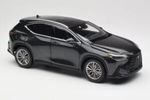 Lexus NX450h+ AZ20 Black Kyosho 1:18 08968GBK Resin - image 6 of 8