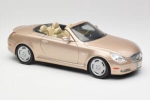 Lexus SC430 Beige Maisto 1:18 31629 Diecast - image 6 of 8