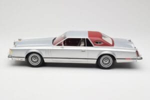 Lincoln Continental Mark V Coupe Silver BoS Models 1:18 BOS084 Resin - image 3 of 6