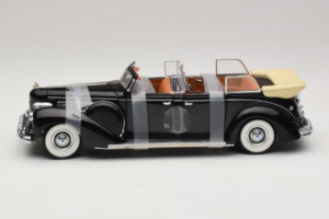Lincoln Sunshine Special Black American Mint 1:24 3031130 Diecast - image 3 of 6