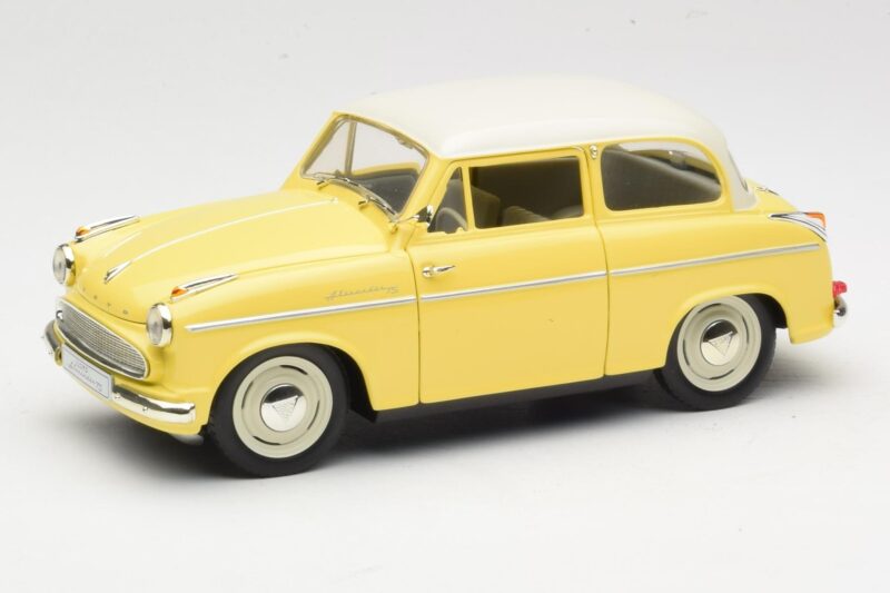 Lloyd Alexander TS Yellow Revell 1:18 08958 Diecast